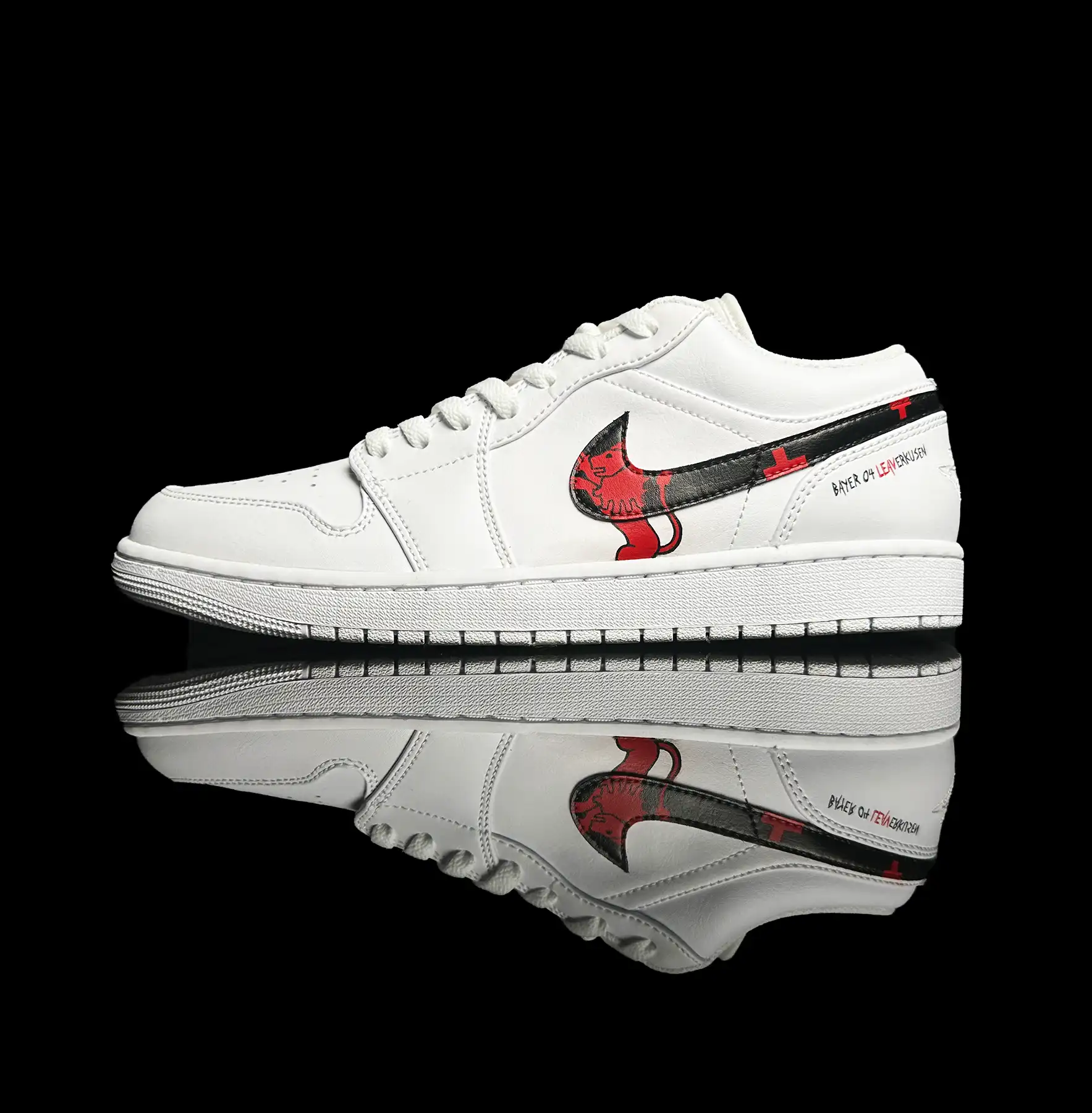 Corporate Sneaker, Customized Sneaker, neakone, Sneaker with Logo, Bayer 04 Leverkusen Sneaker, leav