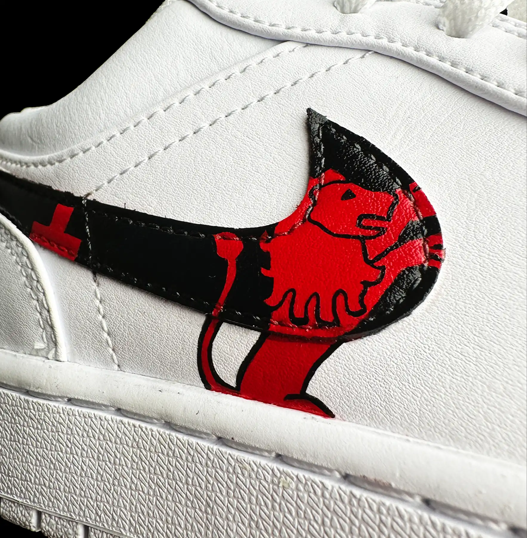 Corporate Sneaker, Customized Sneaker, neakone, Sneaker with Logo, Bayer 04 Leverkusen Sneaker, leav